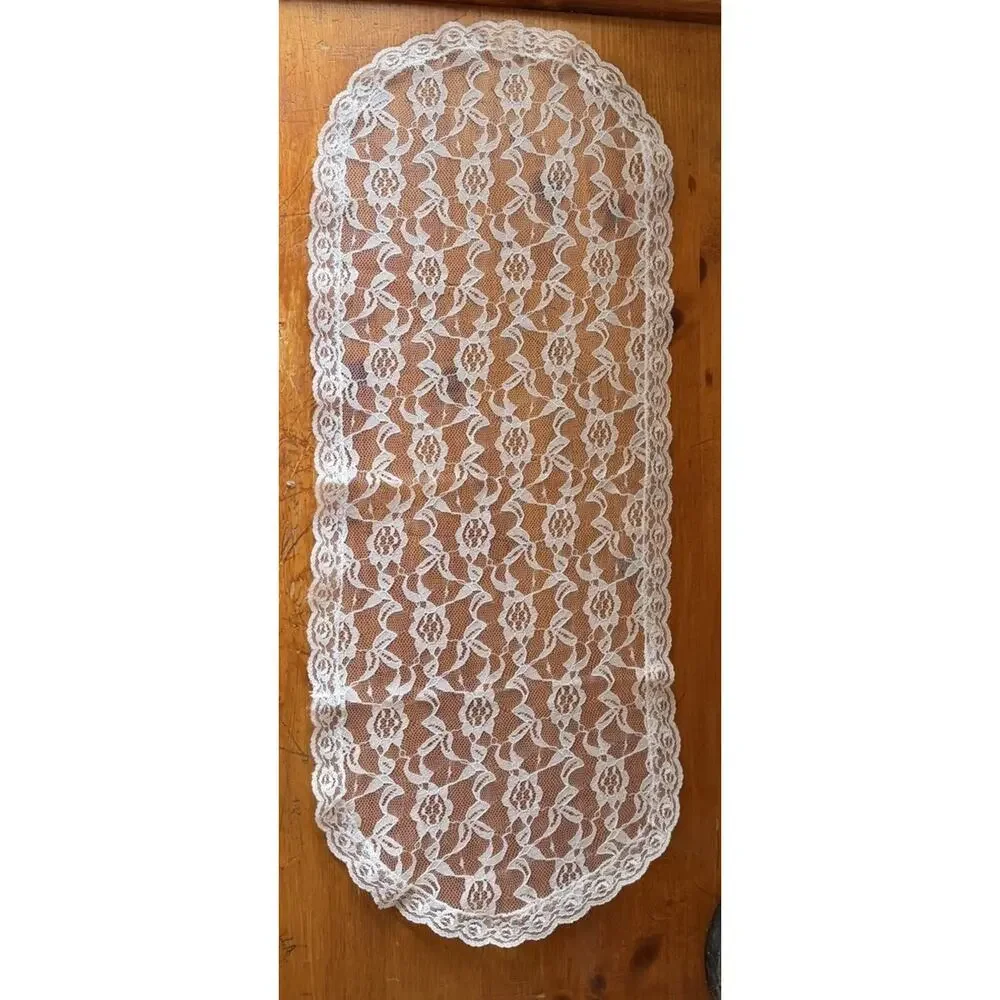 Vintage White Lace Table Runner Oval Cottage Farmhouse Wedding Cottagecore Decor